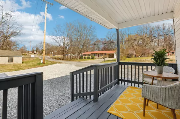 Dickson, TN 37055,2018 Highway 47 #E