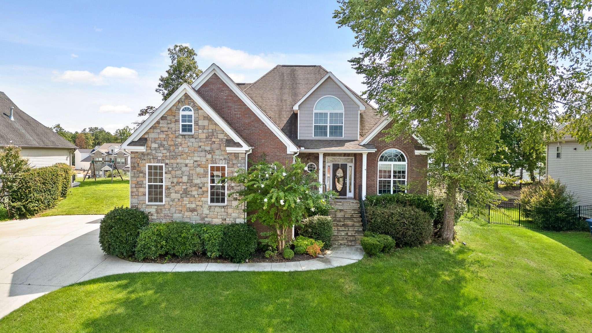 Ooltewah, TN 37363,9629 Wiltshire Drive