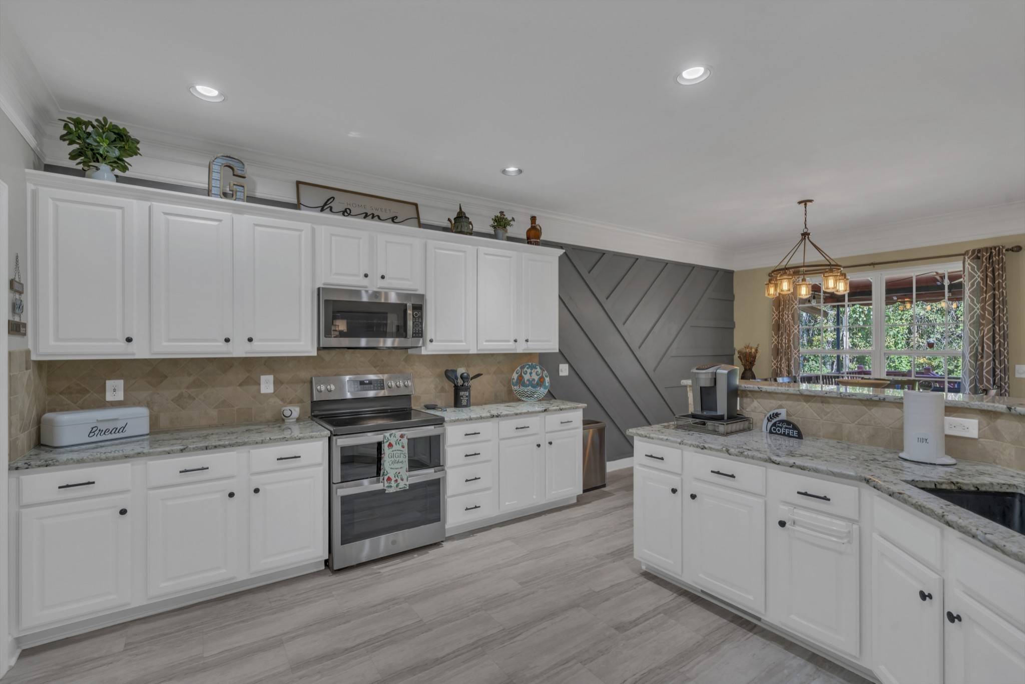 205 Springhaven Ct, Nashville, TN 37221