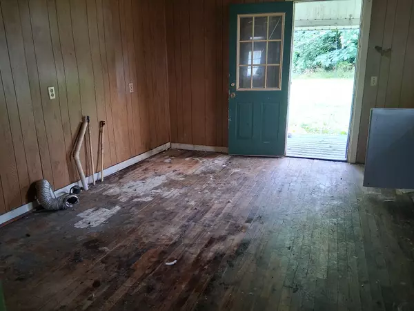 Lawrenceburg, TN 38464,304 Simpson St