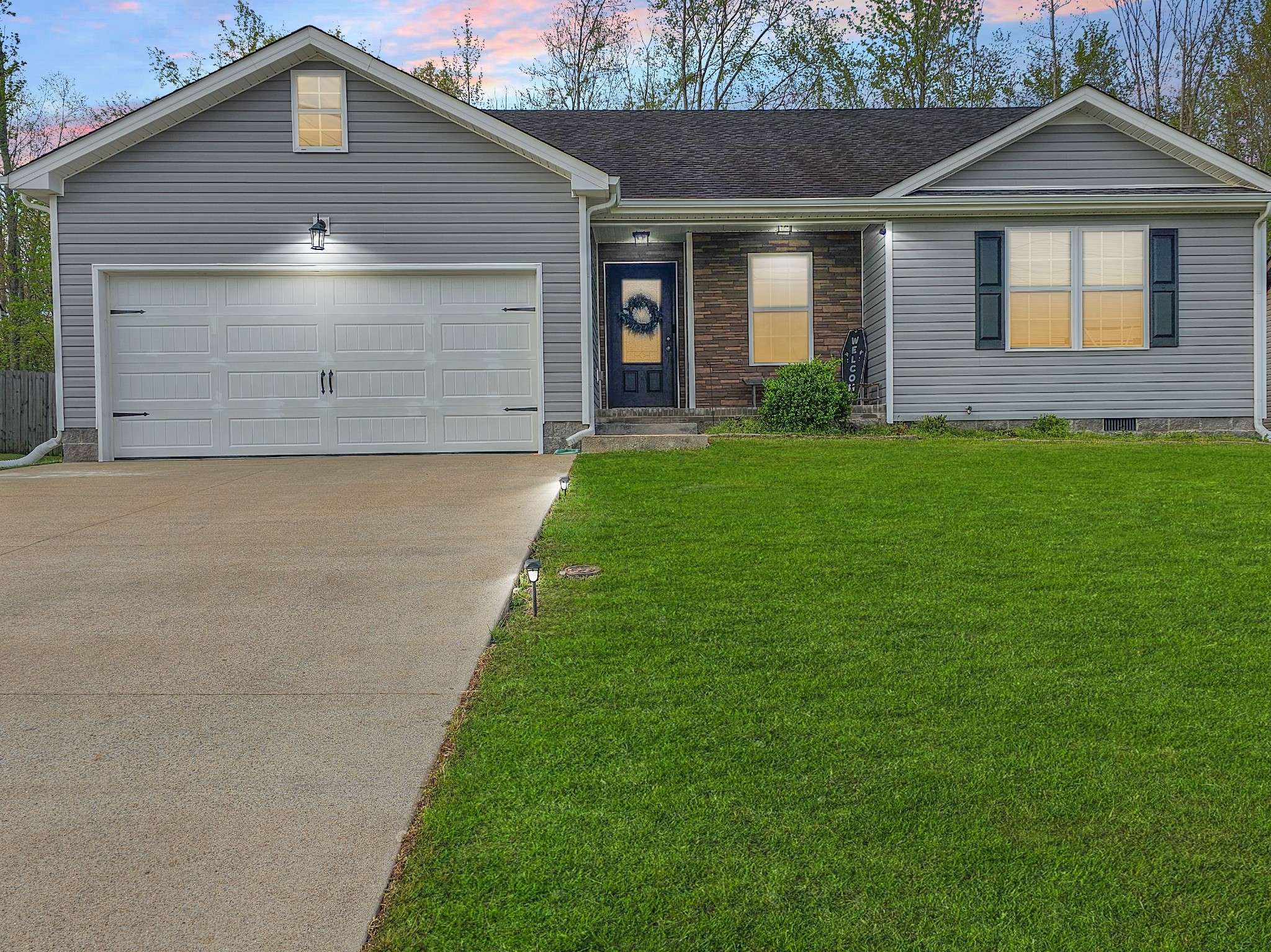 535 Magnolia Dr, Clarksville, TN 37042