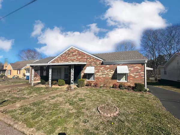 134 N Forrest Ave, Camden, TN 38320