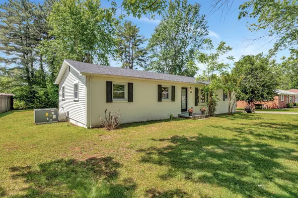 Mcminnville, TN 37110,106 Julian St