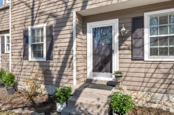Nashville, TN 37215,2720 Sharondale Ct