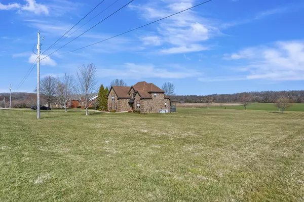 Cottontown, TN 37048,263 Aplin Branch Rd