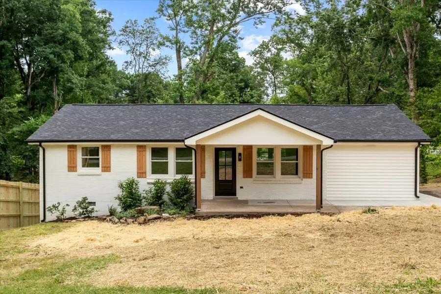 1000 Copper Still Circle, Kingston Springs, TN 37082