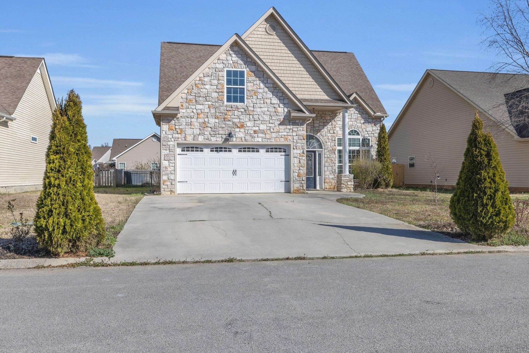 Chattanooga, TN 37406,2535 Waterhaven Drive