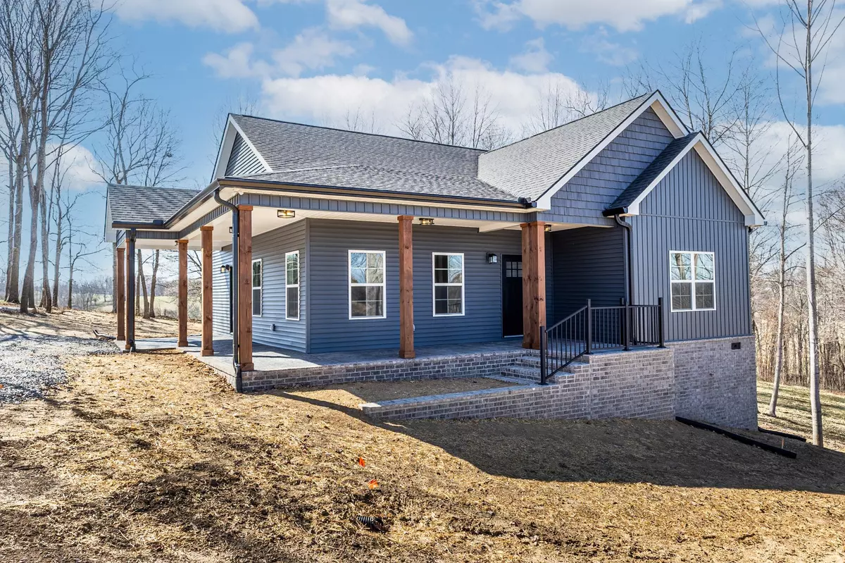 Westmoreland, TN 37186,431 Lauren Ln