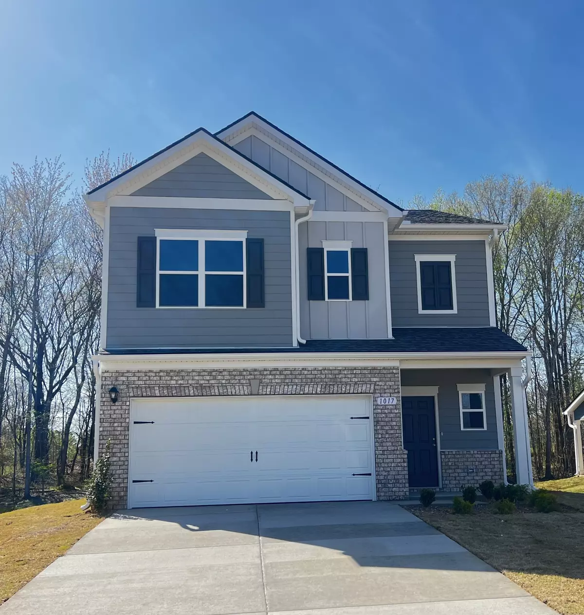 White House, TN 37188,1017 Southerlynn Dr