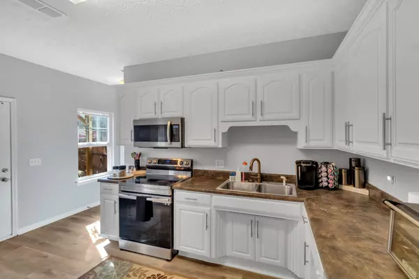 La Vergne, TN 37086,2018 Summit Ln