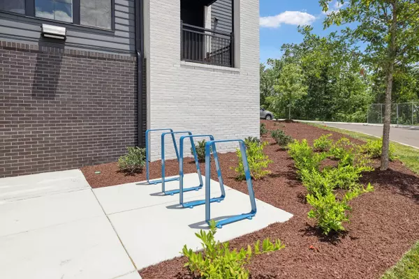 Nashville, TN 37207,600 E Trinity Ln #204