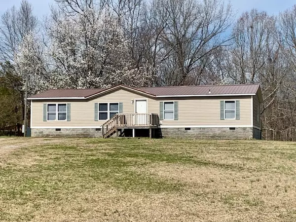 1174 Throneberry Rd, Normandy, TN 37360