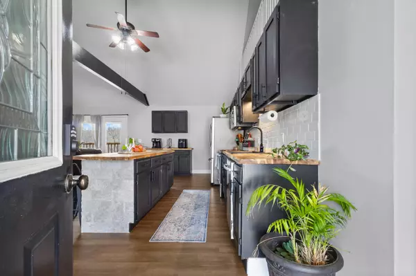 Hopkinsville, KY 42240,3755 Madisonville Rd