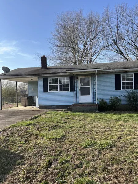 630 Beverly Ave, Hohenwald, TN 38462