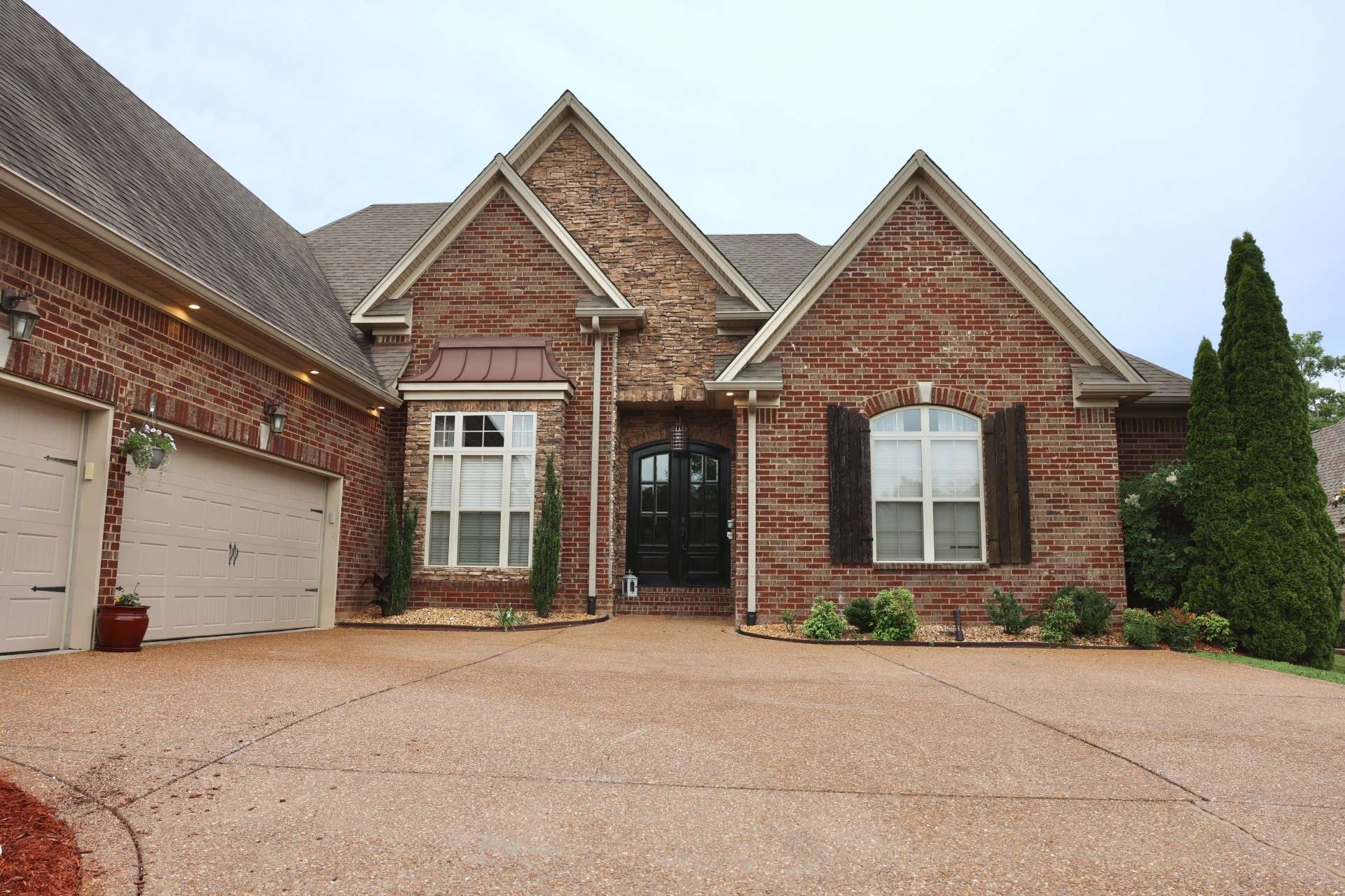 Gallatin, TN 37066,2176 Gorden Xing