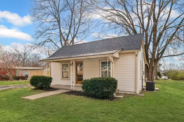 Winchester, TN 37398,407 Plattenburg St