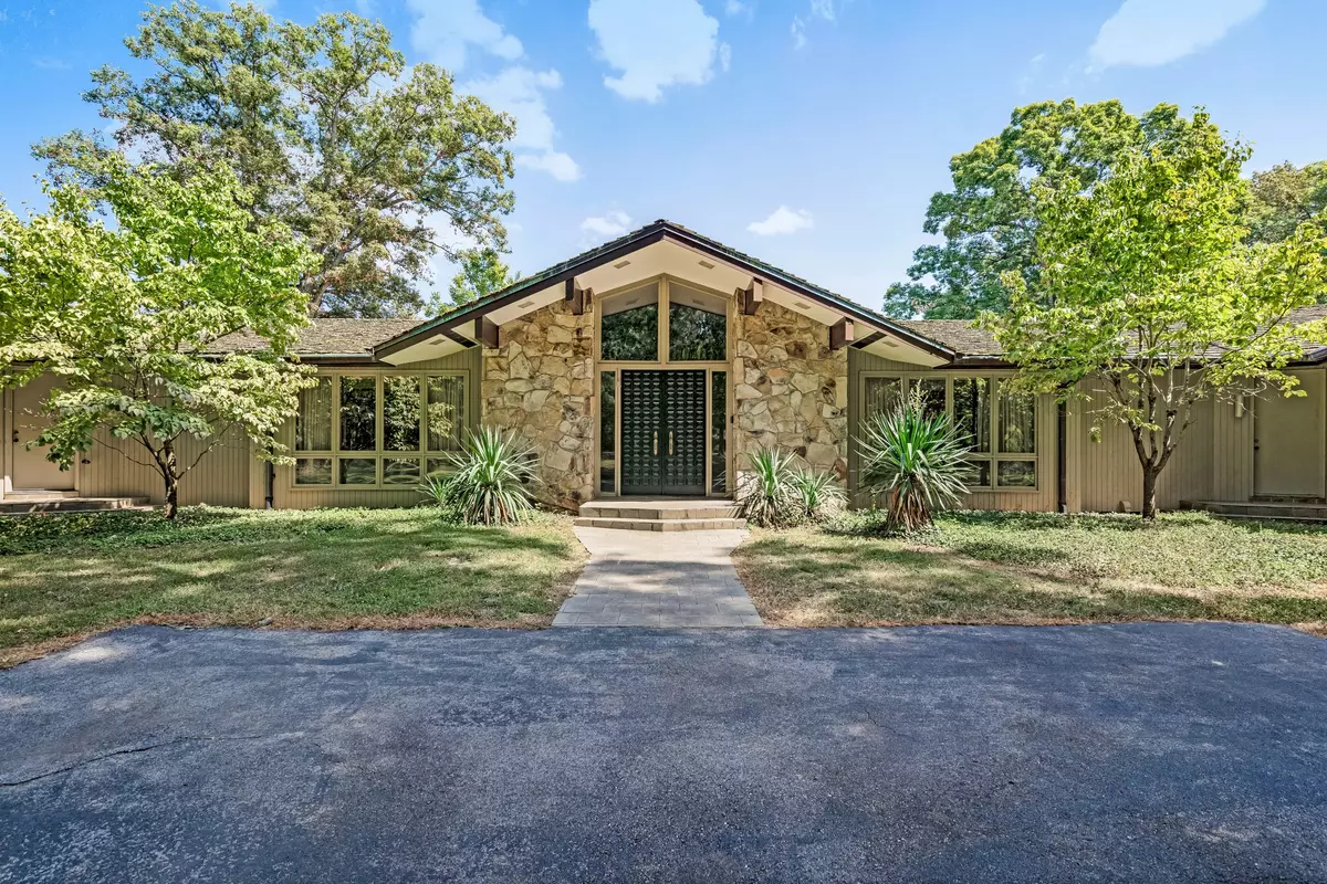 Smithville, TN 37166,215 Hickory Ln