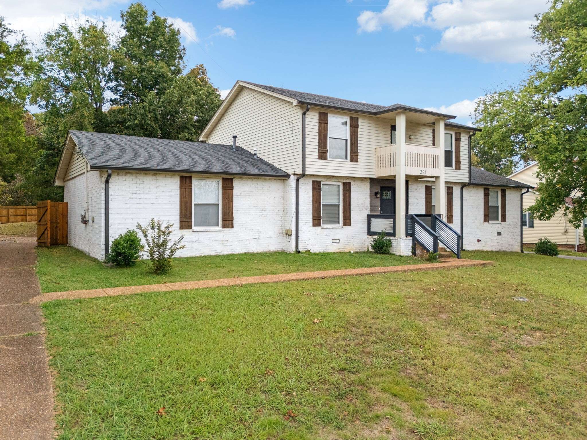 281 Clearlake Dr #W, Nashville, TN 37217