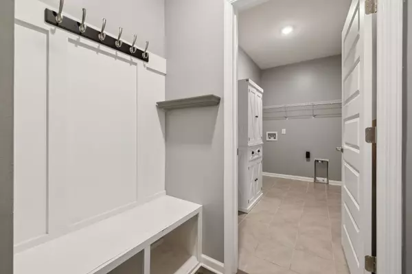 Hermitage, TN 37076,804 Sunset View Dr