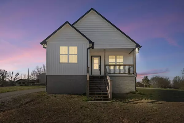 Hohenwald, TN 38462,530 S Oak St