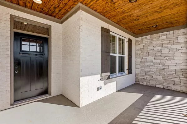 Culleoka, TN 38451,4114 Affiant Way