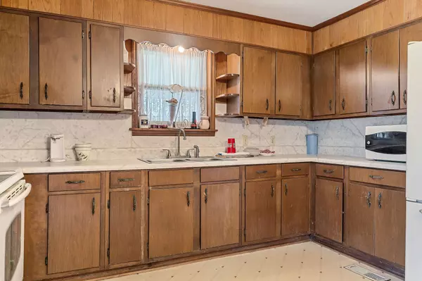 Smithville, TN 37166,8708 Holmes Creek Rd