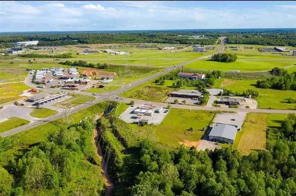 59 Kenworth Blvd, Jackson, TN 38305