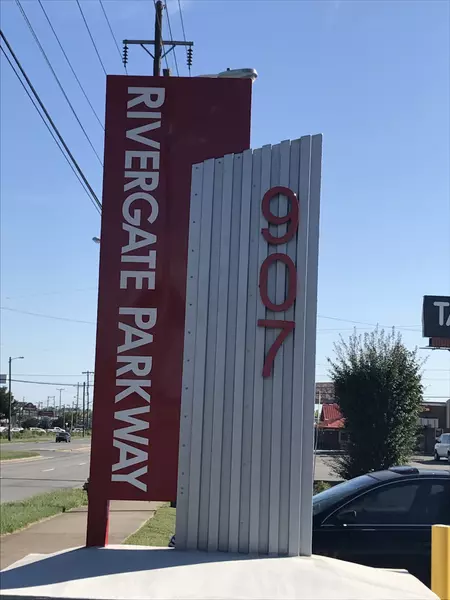 907 Rivergate Pkwy B 4, Goodlettsville, TN 37072