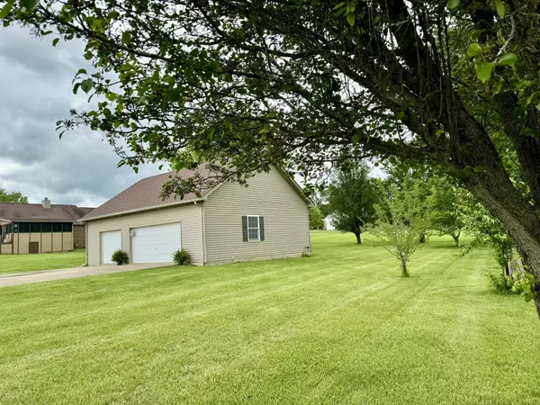 Burns, TN 37029,1698 Porter Rd