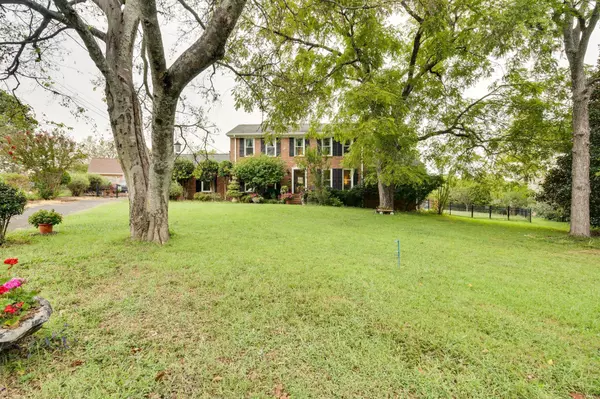 Hendersonville, TN 37075,104 Lexington Sta