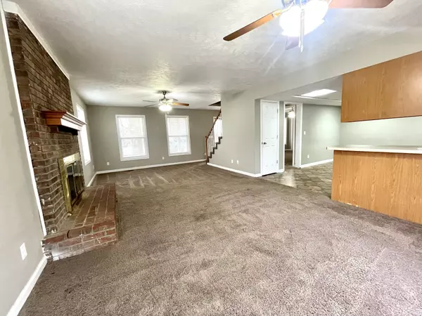 Hopkinsville, KY 42240,3520 Rocky Point Dr