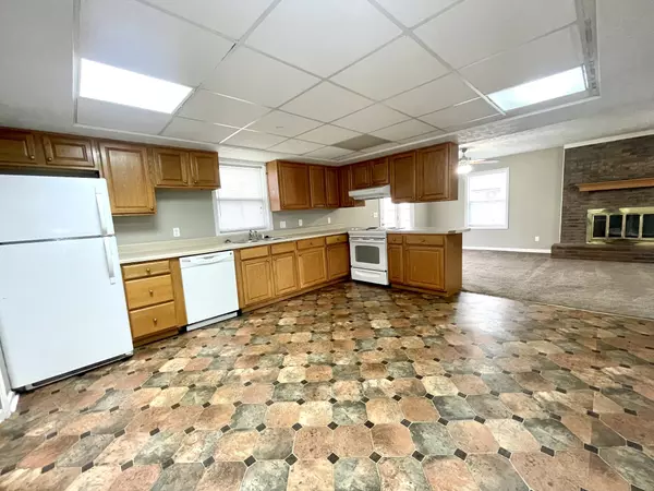 Hopkinsville, KY 42240,3520 Rocky Point Dr