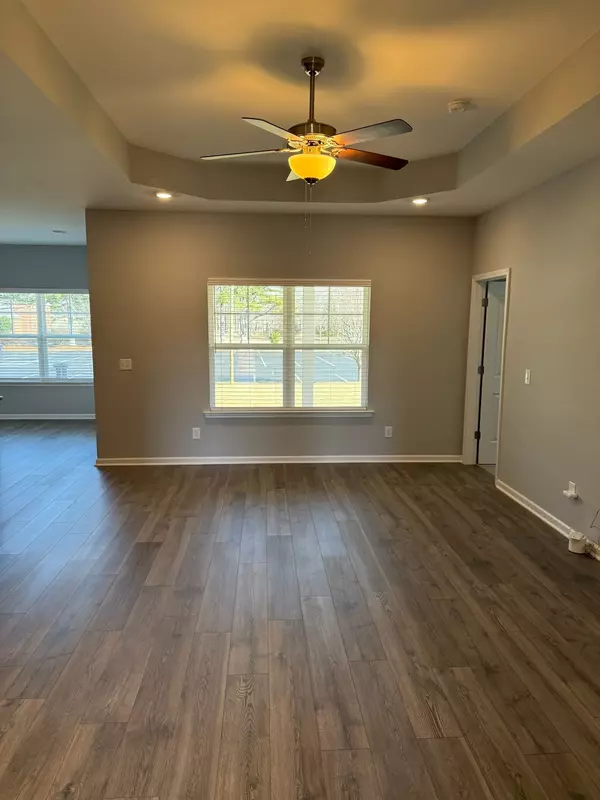 Tullahoma, TN 37388,14 Stillwater Way