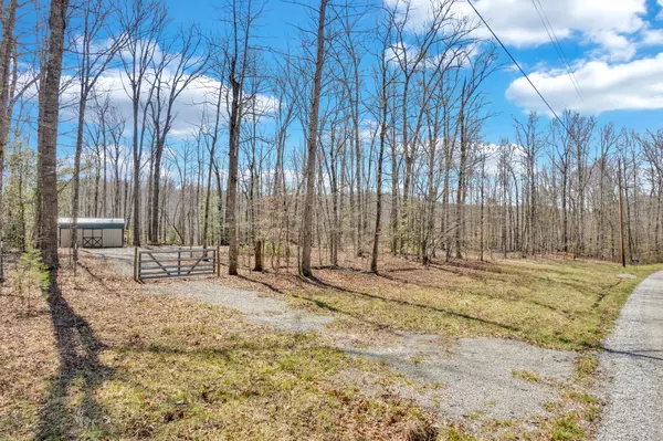 Crawford, TN 38554,4150 Chapel Hill Rd