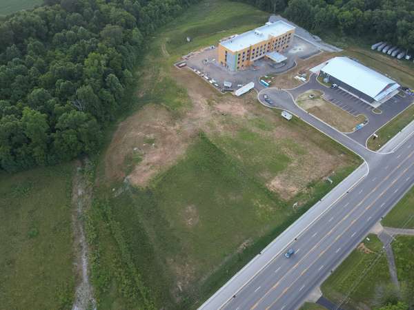 105 Hampton Way, Lawrenceburg, TN 38464