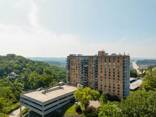 Chattanooga, TN 37405,1131 Stringers Ridge Road #7j