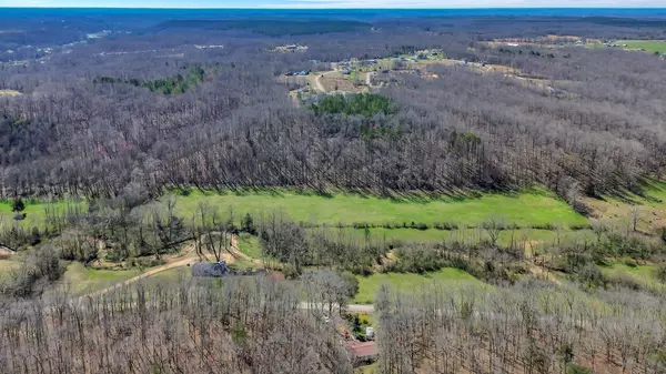 391 Wildcat Branch Rd, Hohenwald, TN 38462