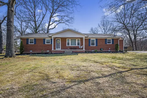 519 Ridgemont Dr,  Dickson,  TN 37055