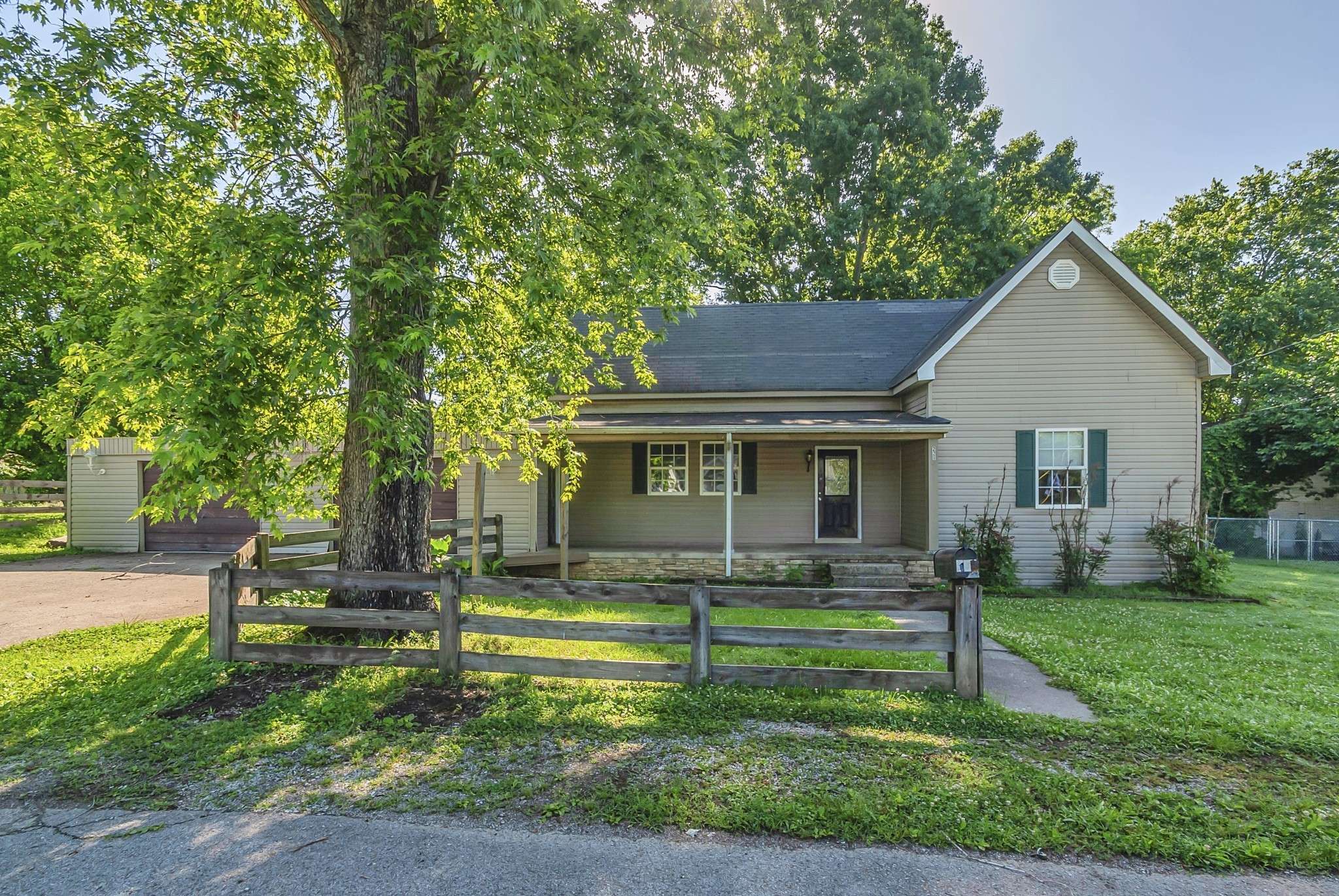 226 Higdon St, Lynnville, TN 38472