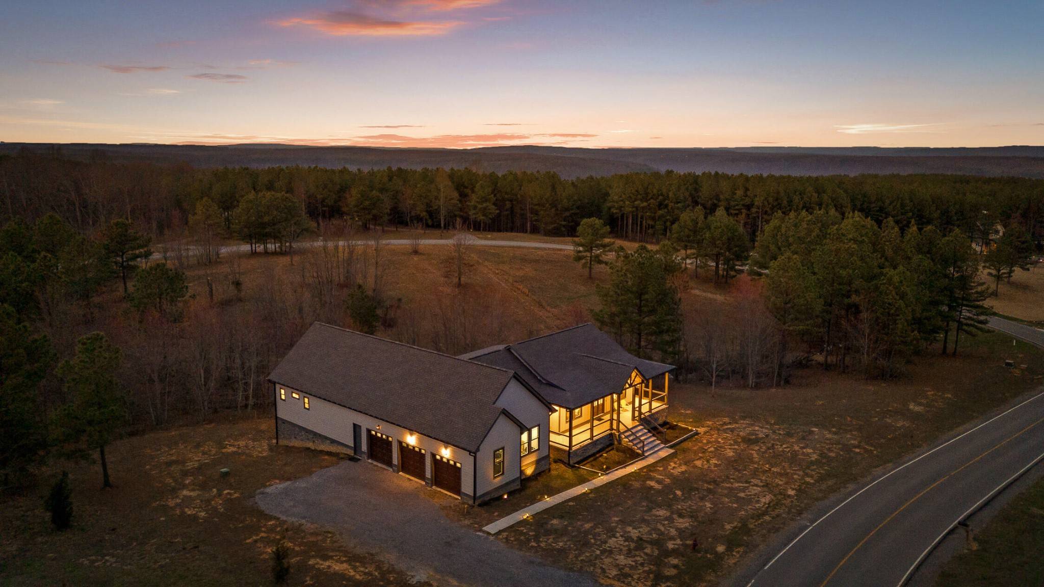 Jasper, TN 37347,2323 River Bluffs Drive