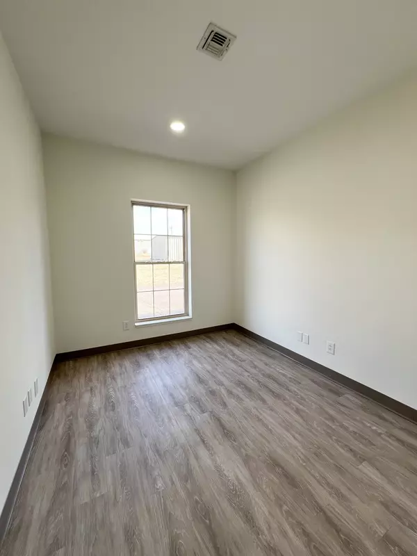 Oak Grove, KY 42262,175 Stateline Rd