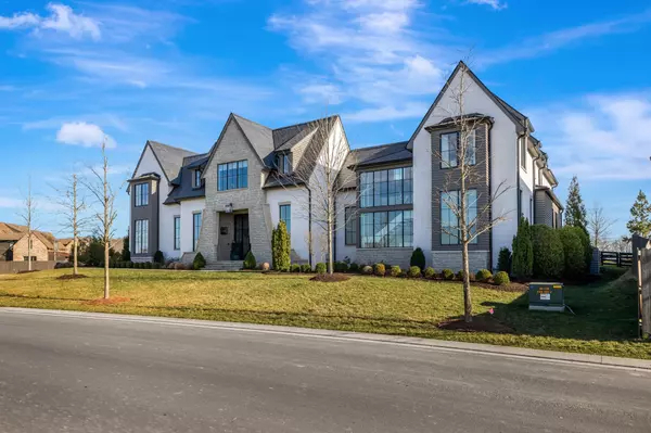 College Grove, TN 37046,8001 Backwoods Pvt Dr