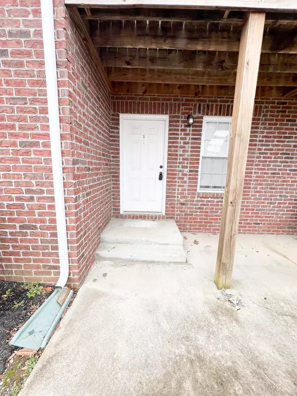 Clarksville, TN 37042,306 Rowand Ct