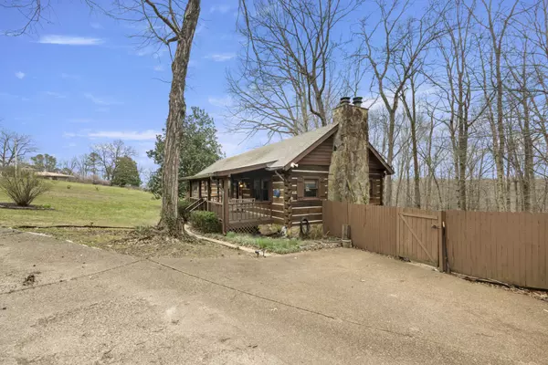 Dickson, TN 37055,312 Broadview Dr