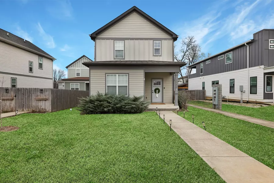 1730 Pecan St #A, Nashville, TN 37208