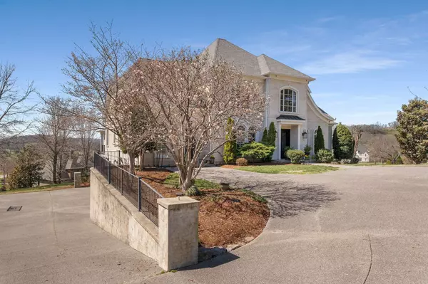 Franklin, TN 37069,673 Legends Crest Dr