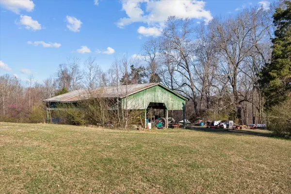 White Bluff, TN 37187,368 Joslin Branch Rd