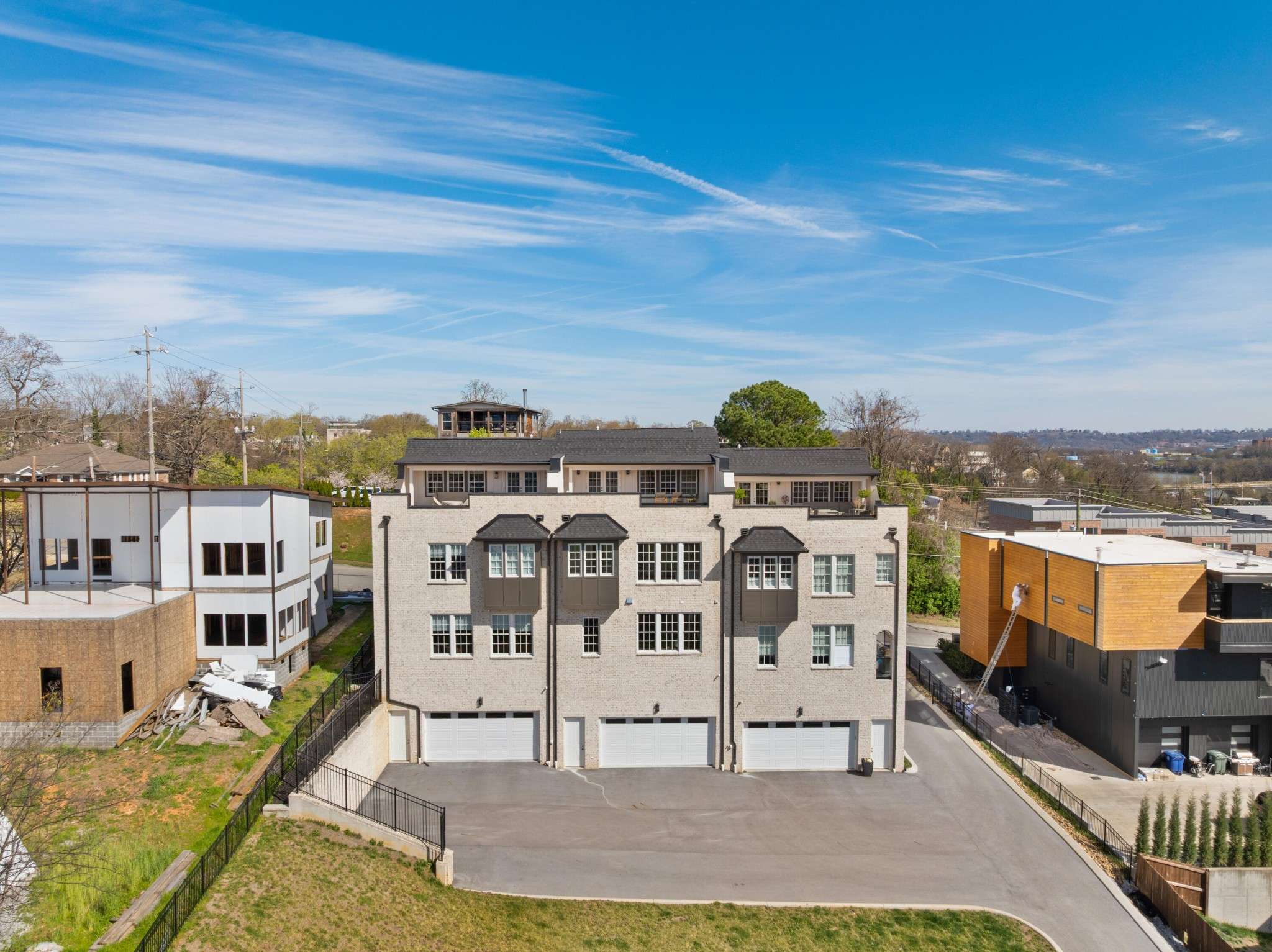Chattanooga, TN 37405,211 Forest Avenue