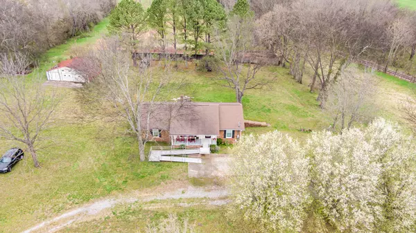 Columbia, TN 38401,2126 Hampshire Pike