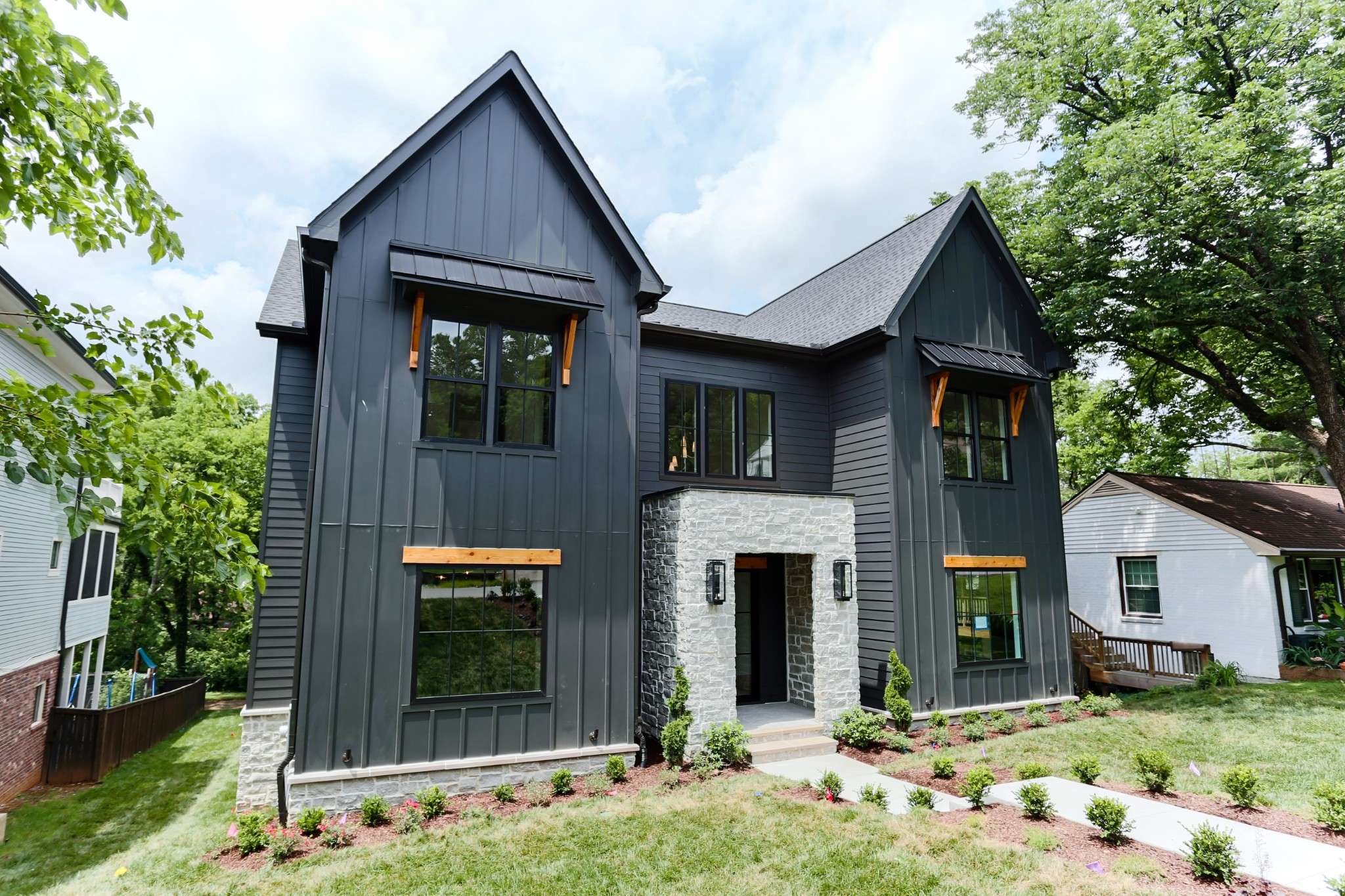 Nashville, TN 37212,3204 Overlook Dr